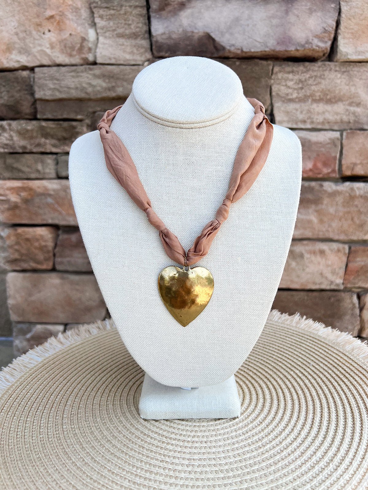 [Hart Designs] The Heart of Gold Scarf Necklace - The Pink Pineapple 850