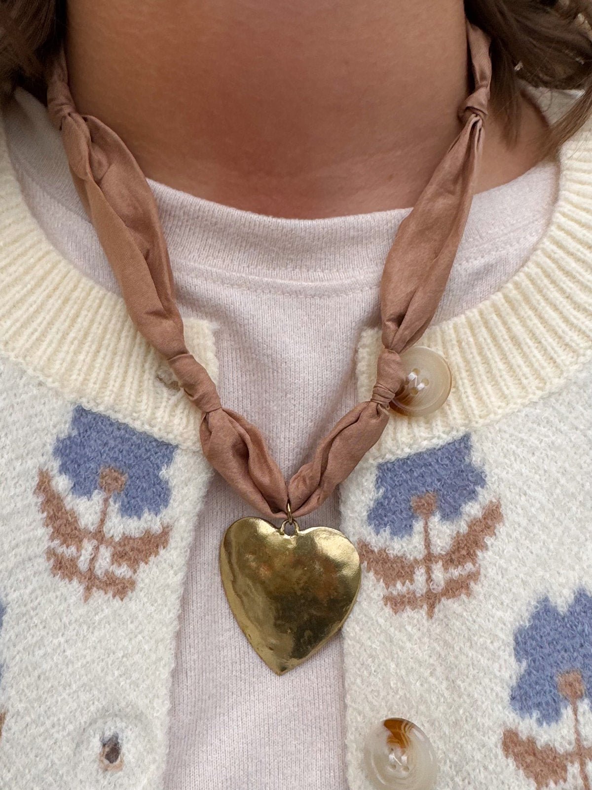 [Hart Designs] The Heart of Gold Scarf Necklace - The Pink Pineapple 850