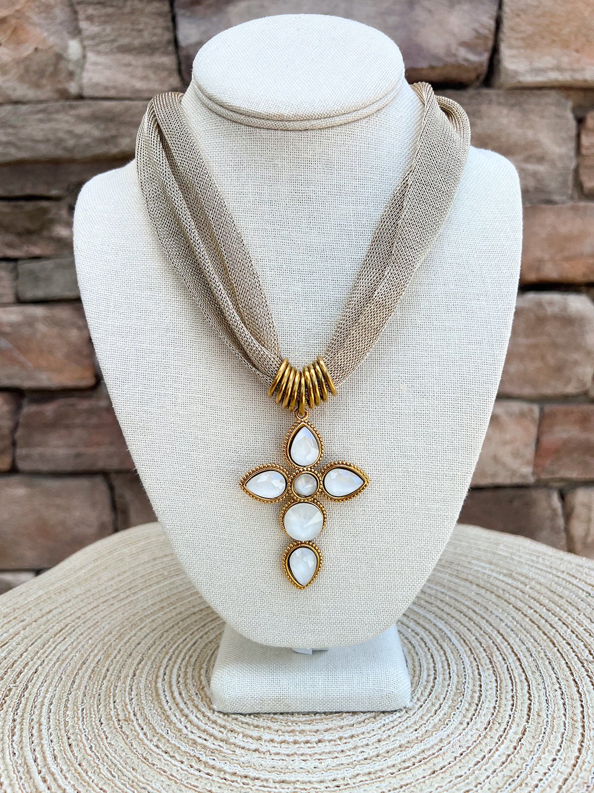 [Hart Designs] The Pure Grace Scarf Necklace - The Pink Pineapple 850