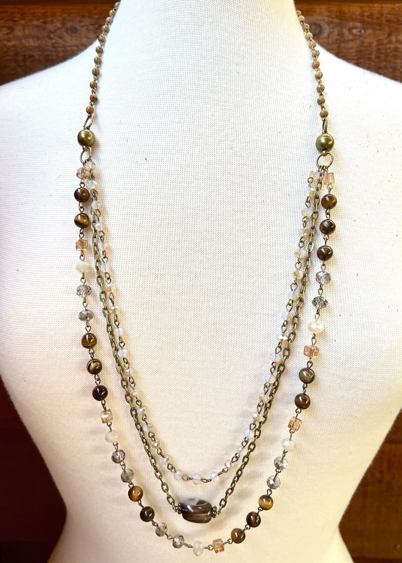 Heidi Necklace - The Pink Pineapple 850