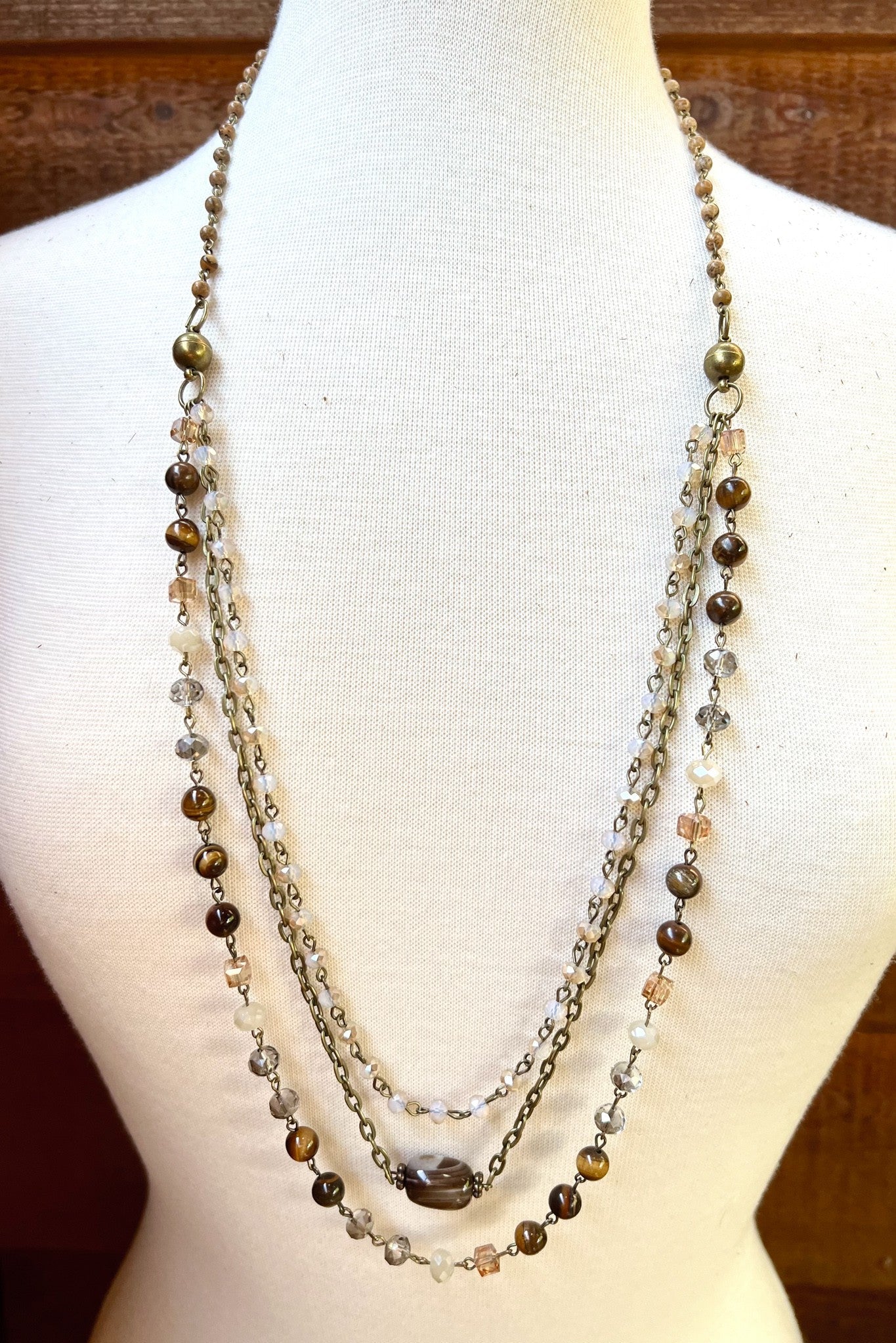 Heidi Necklace - The Pink Pineapple 850