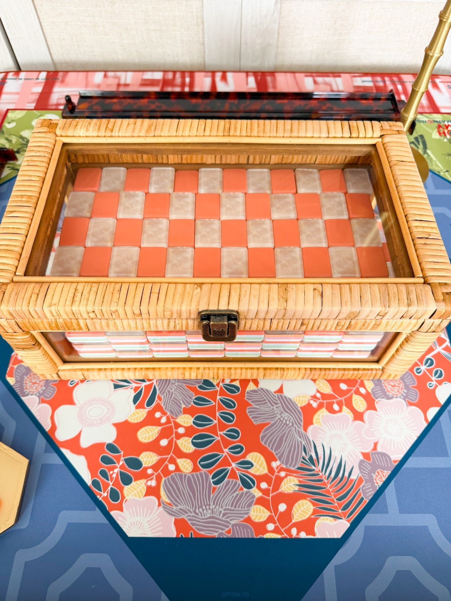 Heirloom Rattan Mahjong Storage Case - The Pink Pineapple 850