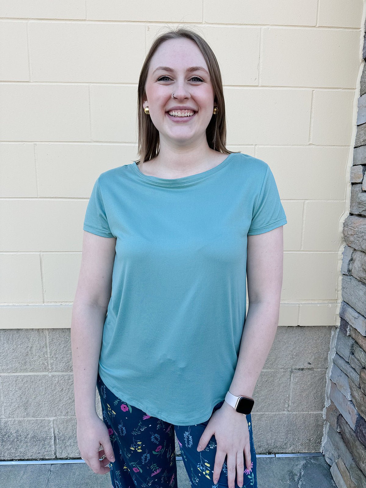 Hello Mello Dream Tee in Sage - The Pink Pineapple 850