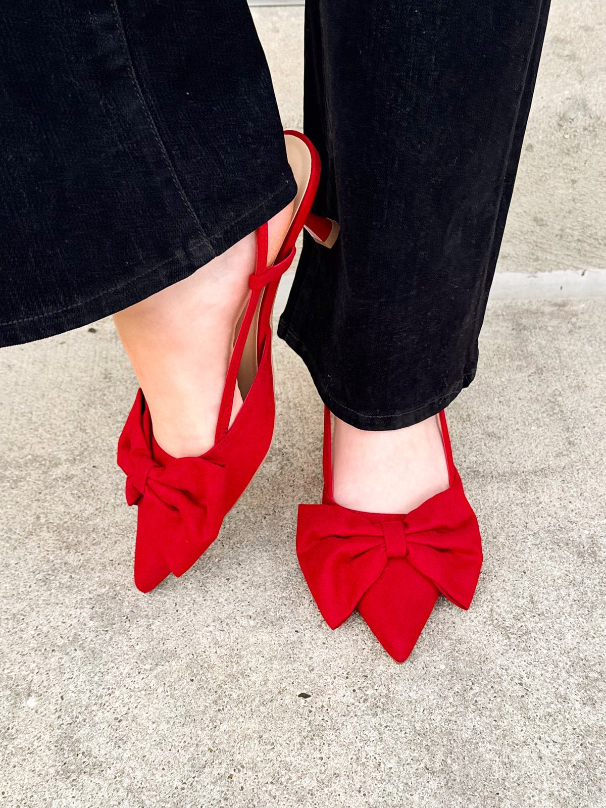 Holiday Bow Red Slingback Heels - The Pink Pineapple 850