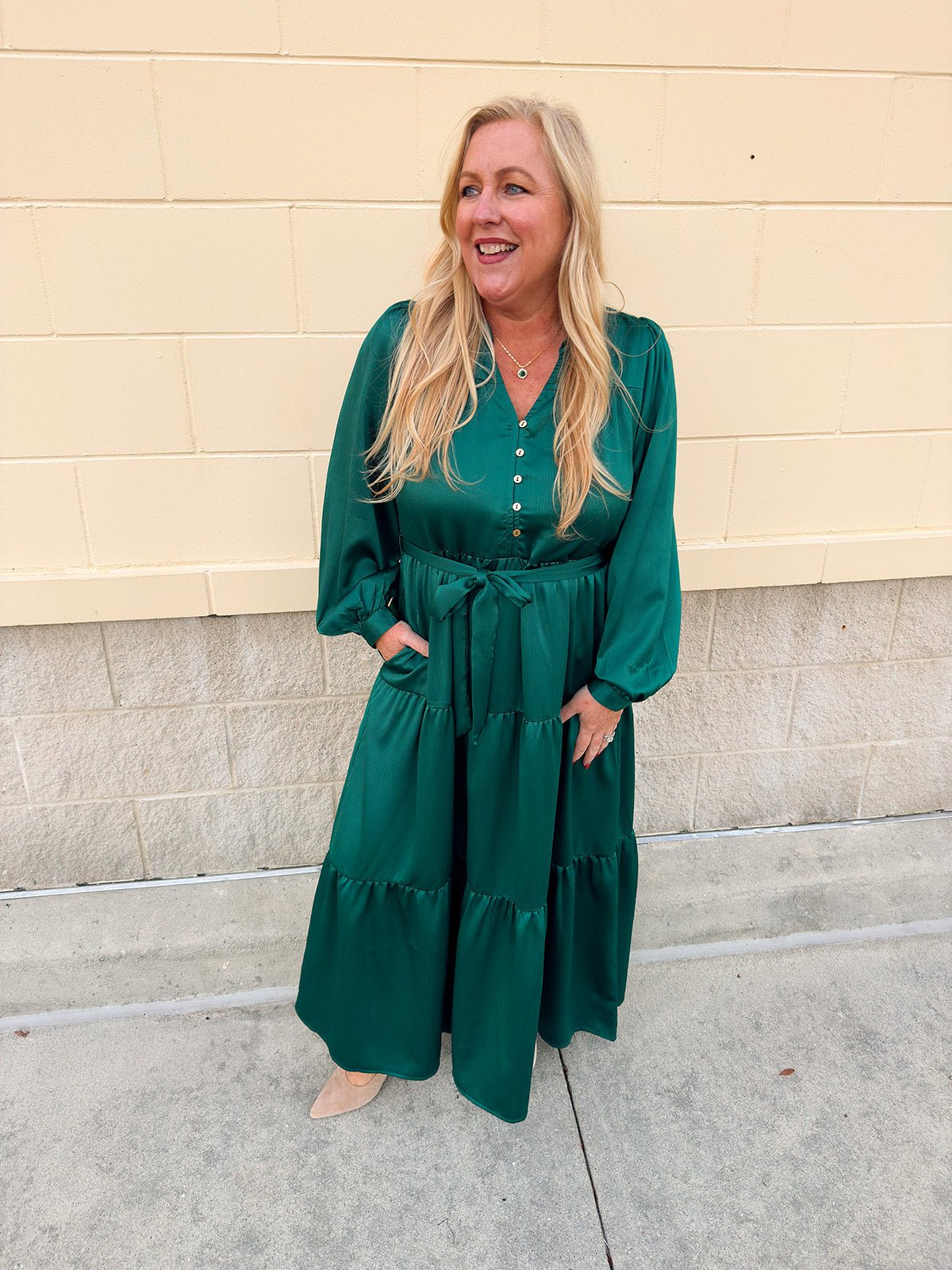 Holiday Everly Silky Tiered Midi Dress in Green - The Pink Pineapple 850