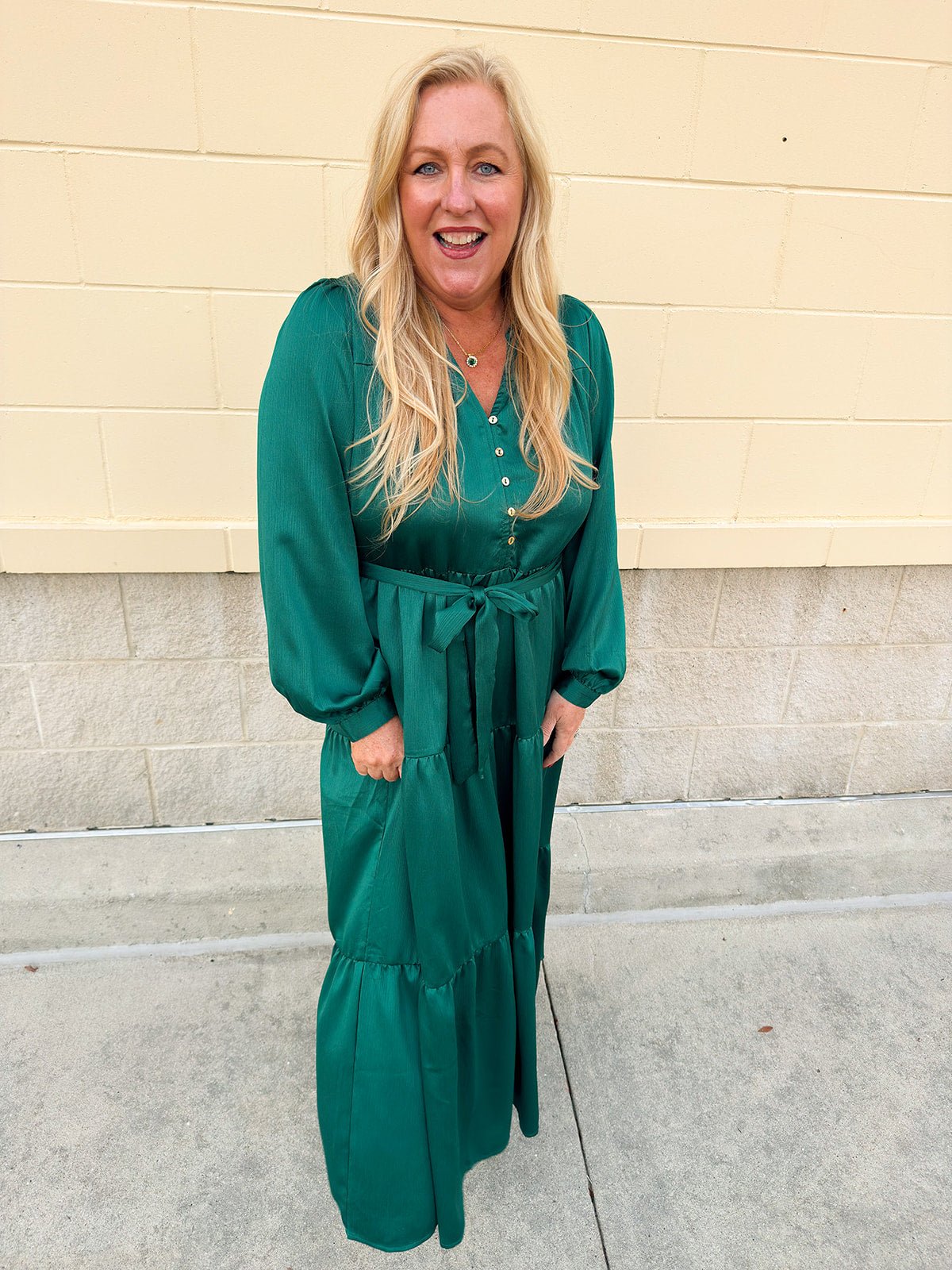 Holiday Everly Silky Tiered Midi Dress in Green - The Pink Pineapple 850