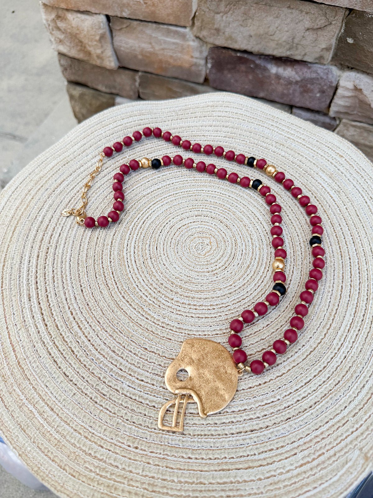 Huddle Up Beaded Necklace - The Pink Pineapple 850