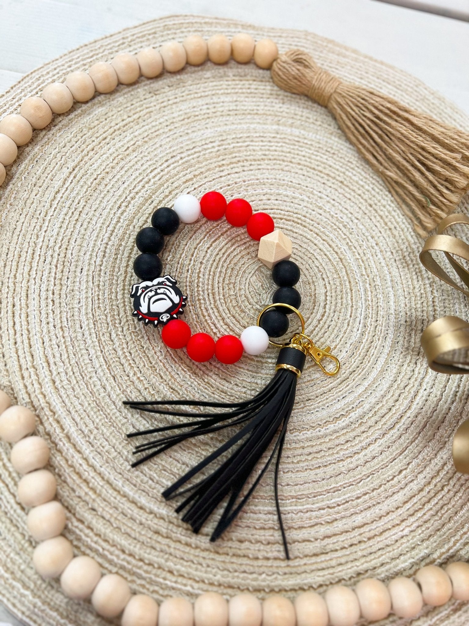 [Humble House] UGA Gameday Round Silicone Beaded Keychain - The Pink Pineapple 850