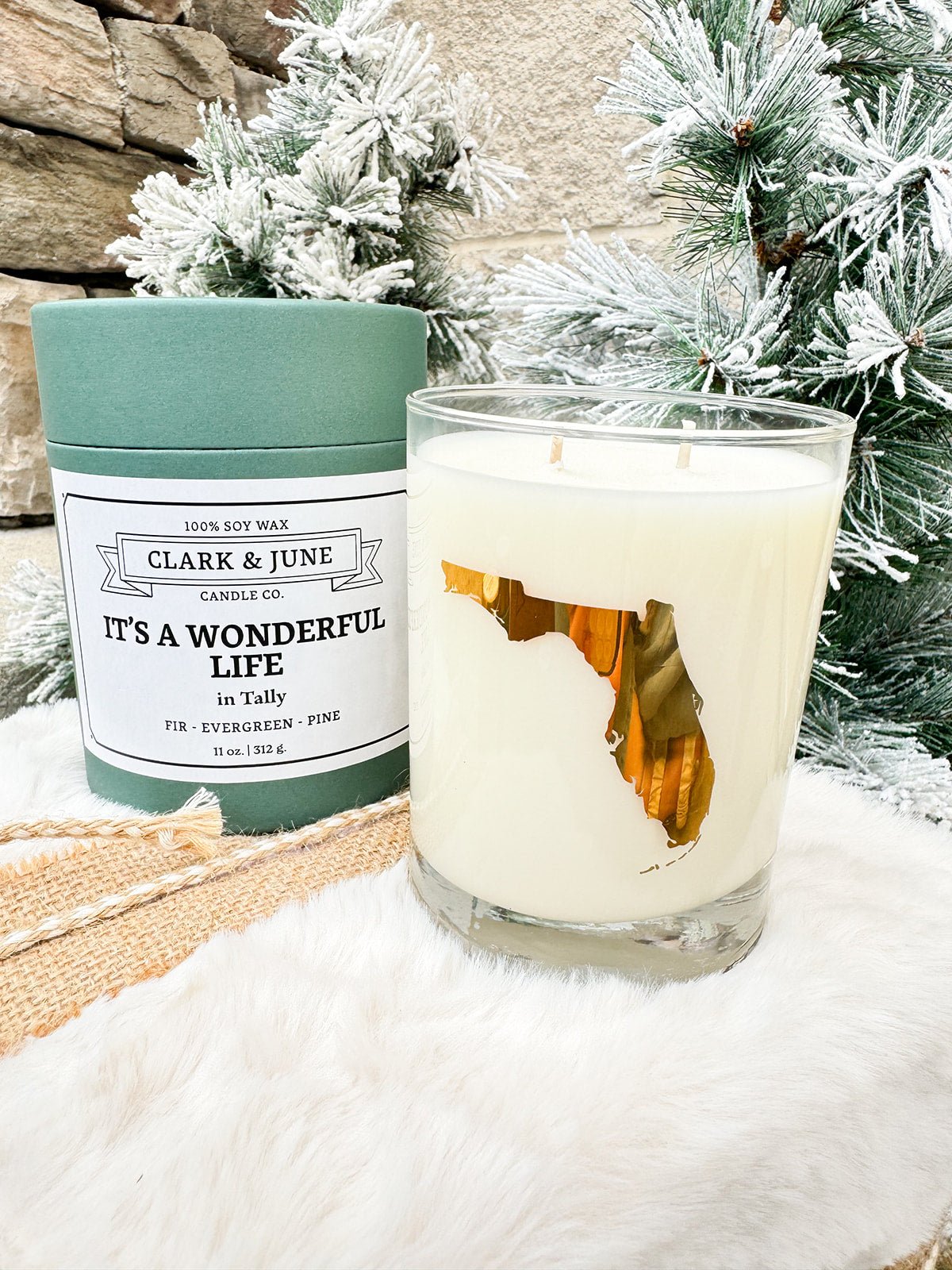 It's A Wonderful Life Candle - The Pink Pineapple 850