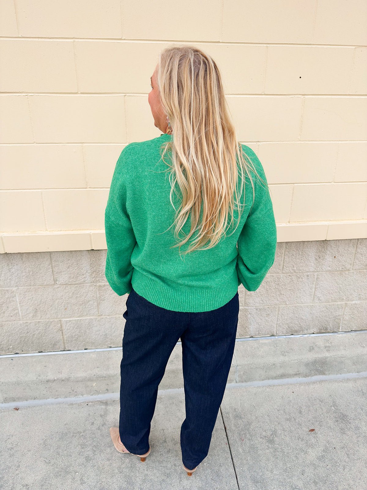 Joyful Bow Holiday Sweatshirt - The Pink Pineapple 850