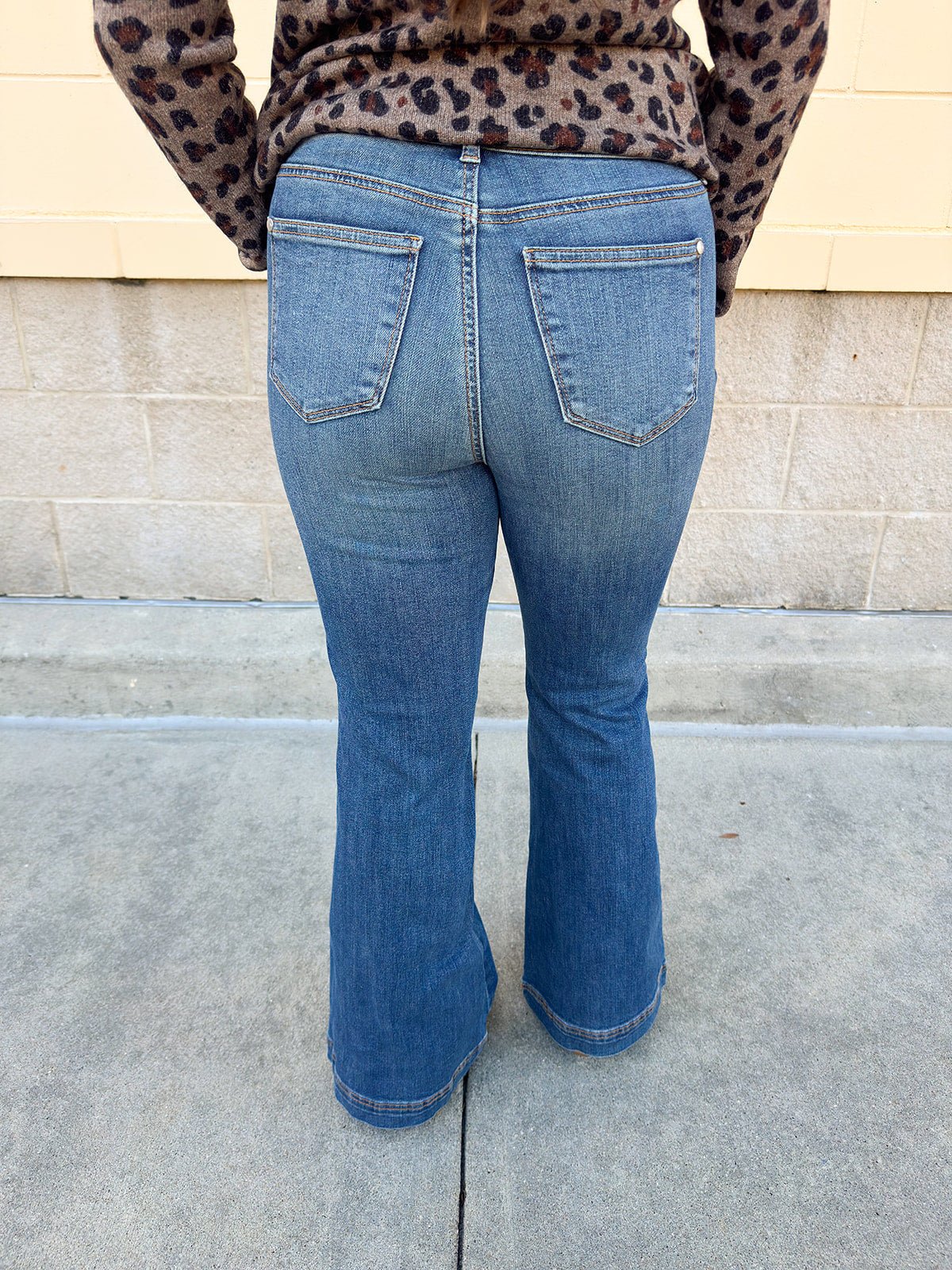 [Judy Blue] Darling Daydream Petite High Rise Jeans - The Pink Pineapple 850