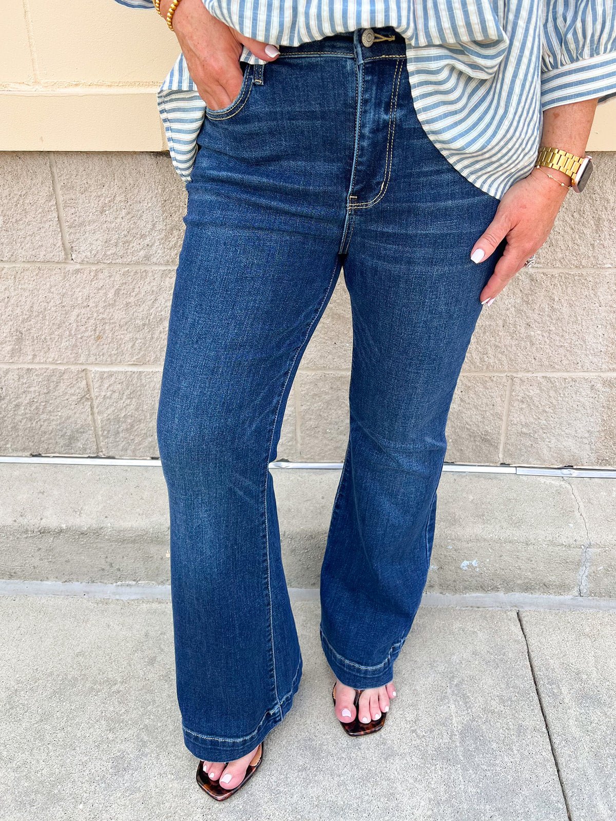 [Judy Blue] Darling Daydream Petite High Rise Jeans - The Pink Pineapple 850