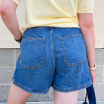 [Judy Blue] HW Featherweight Tie Waist Baggy Shorts - The Pink Pineapple 850
