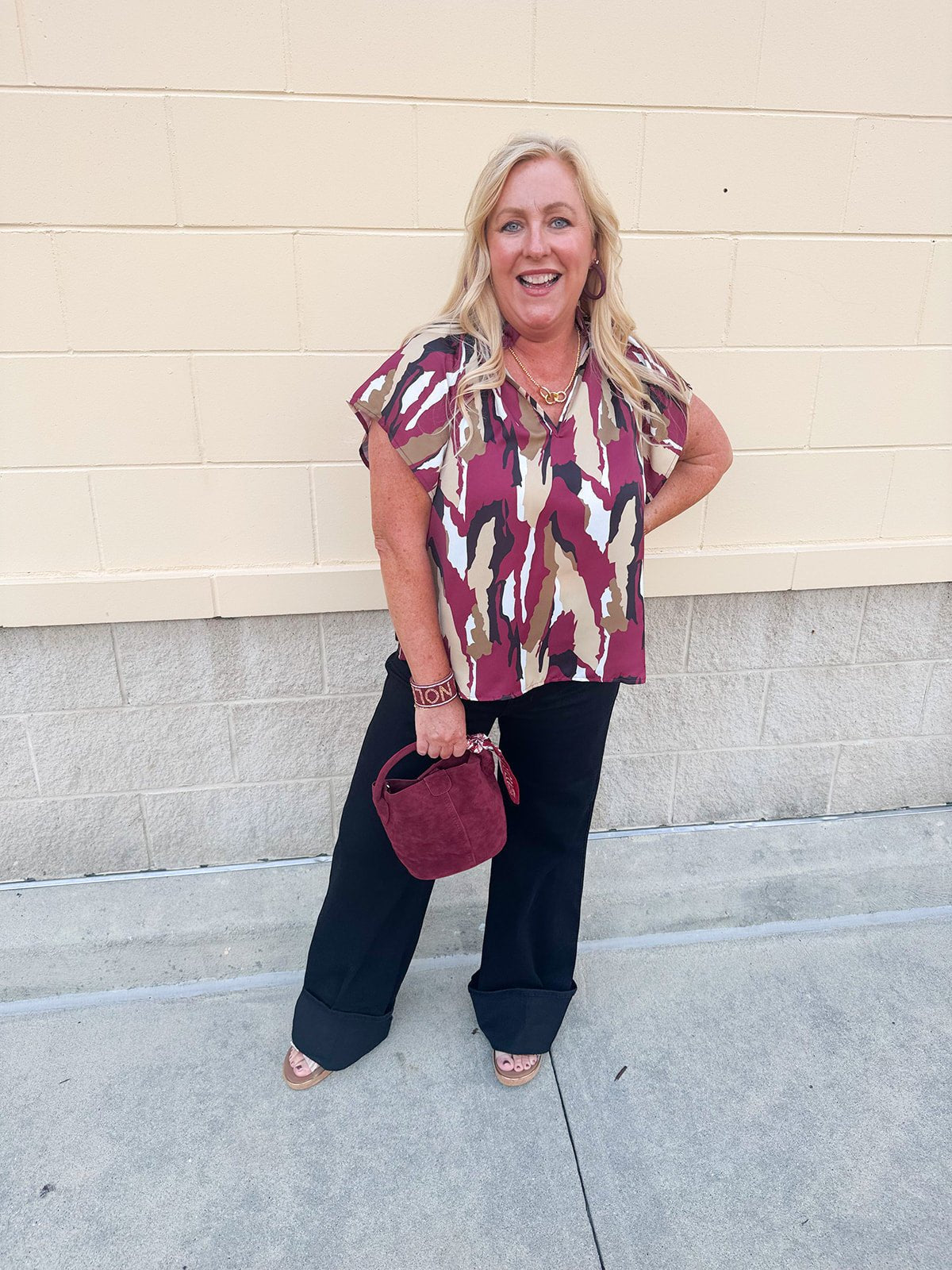 [Judy Blue] Retro Wide Leg Cuffed High Rise Jeans in Black - The Pink Pineapple 850