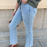 [Judy Blue] Sunlit Sculpt Tummy Control Bootcut Jeans - The Pink Pineapple 850