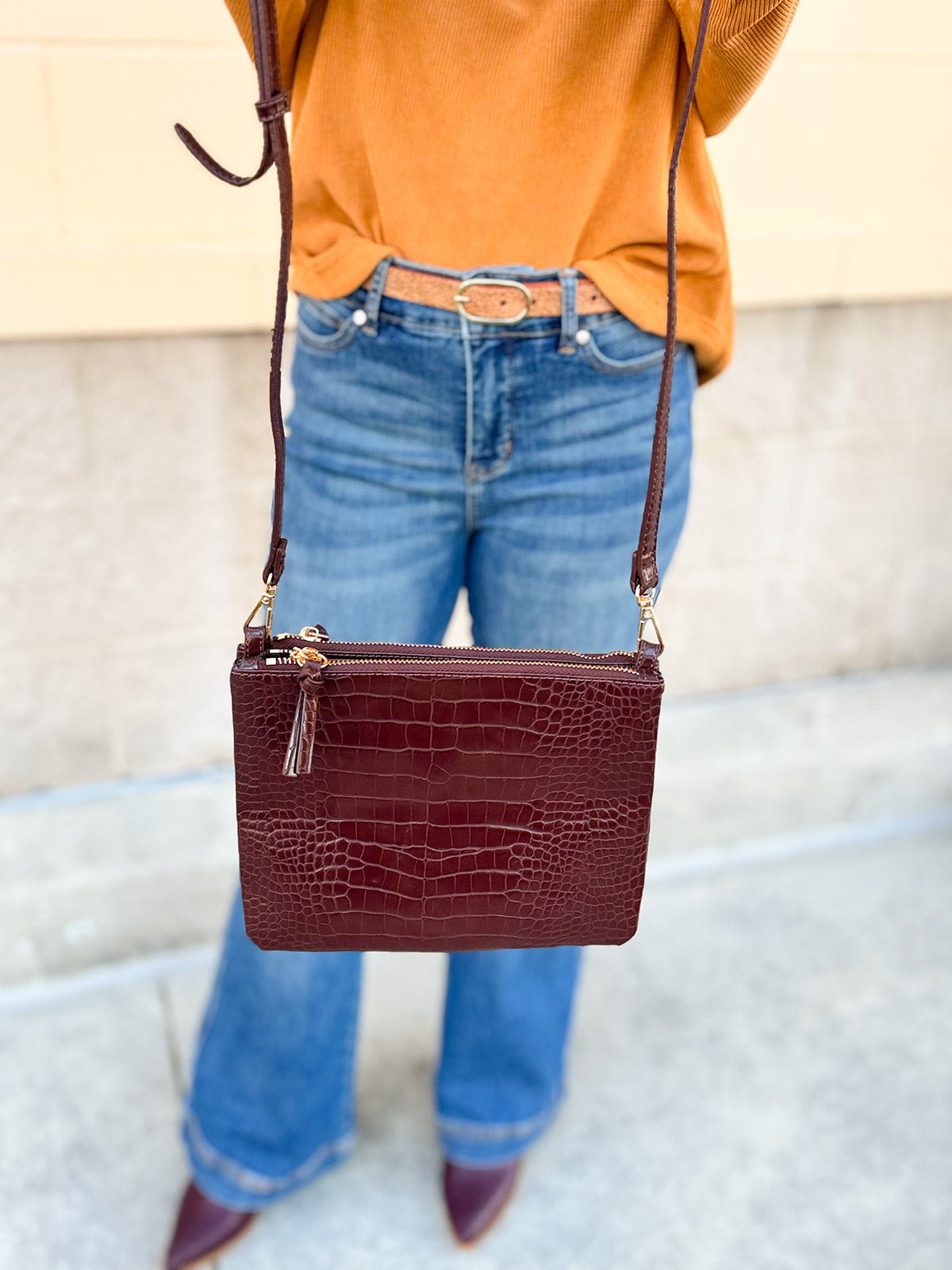 Judy Crossbody in Chocolate - The Pink Pineapple 850