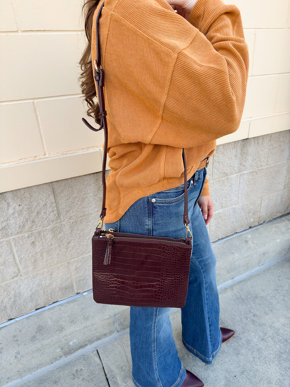 Judy Crossbody in Chocolate - The Pink Pineapple 850