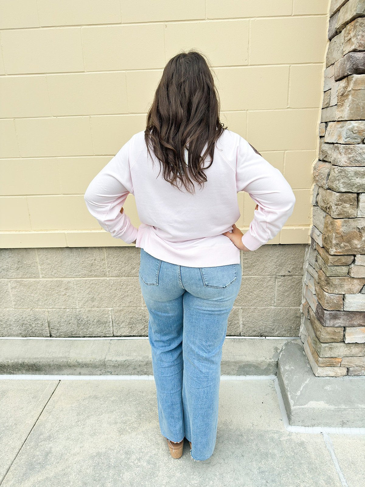 Katie Smores Sweatshirt - The Pink Pineapple 850