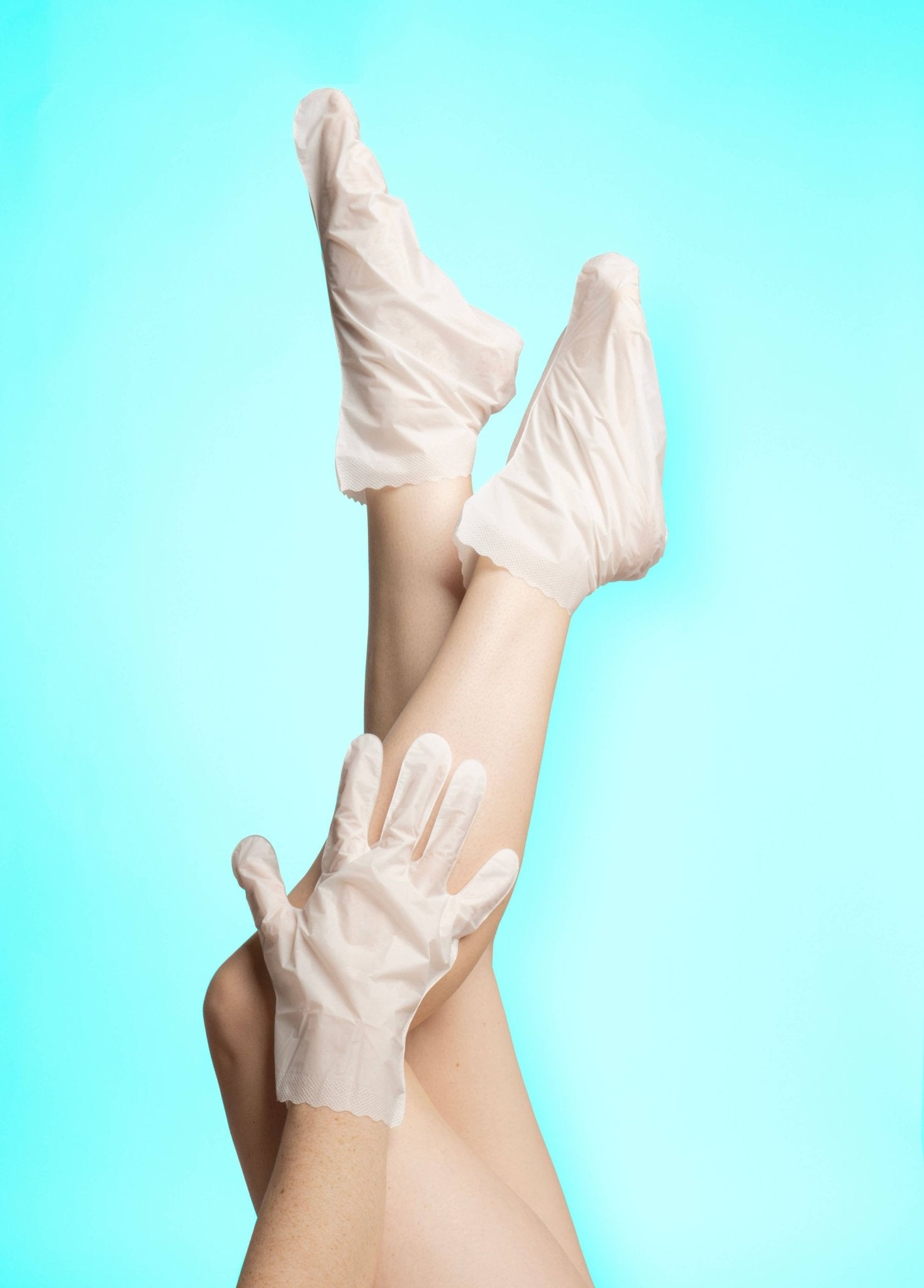 Korean Hand & Foot Masks - The Pink Pineapple 850