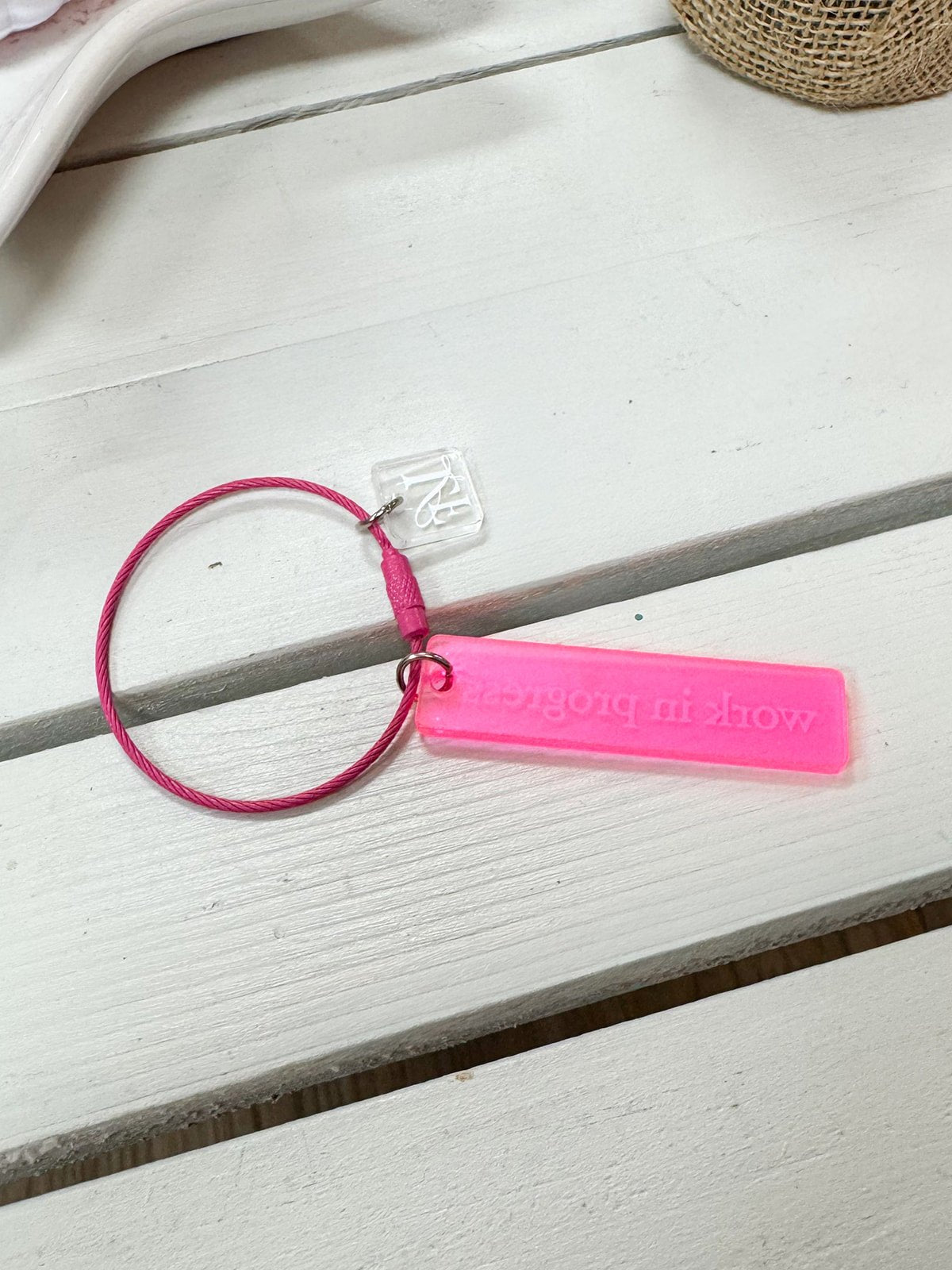 [La Fete Needlepoint] Work in Progress Thread Ring in Pink - The Pink Pineapple 850