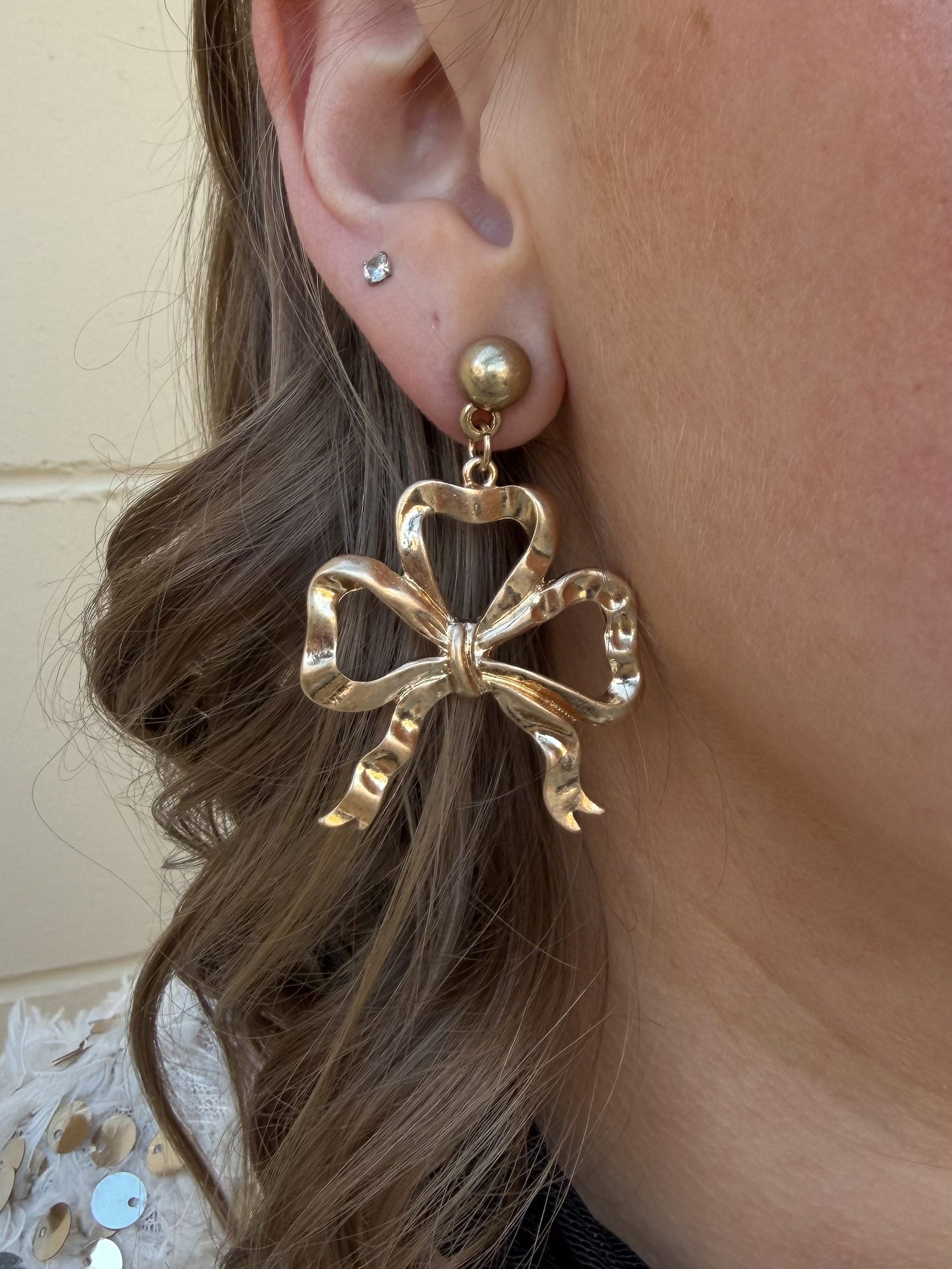 Lacey Bow Drop Earrings - The Pink Pineapple 850