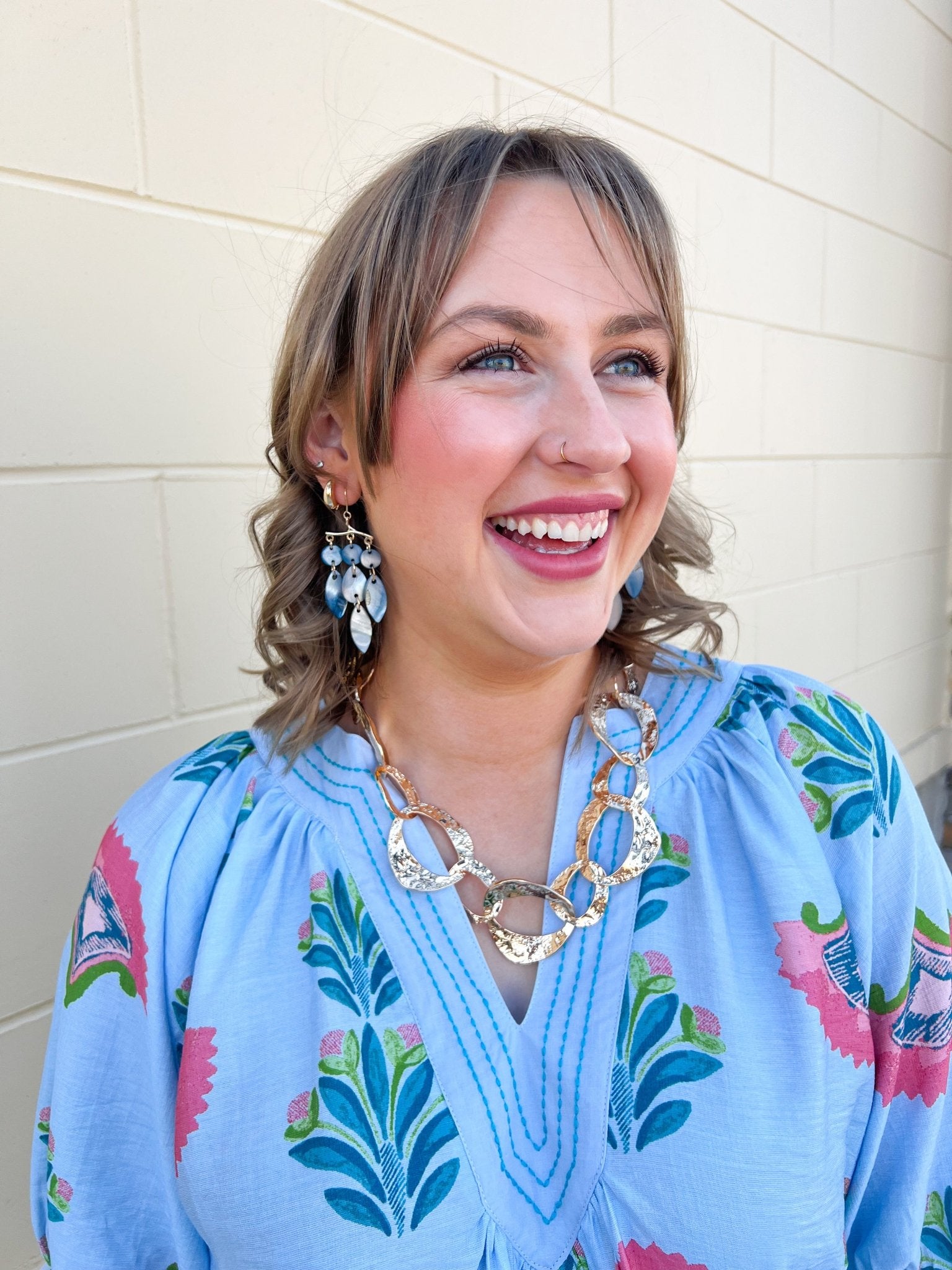 Lagoon Leaf Dangle Earrings - The Pink Pineapple 850
