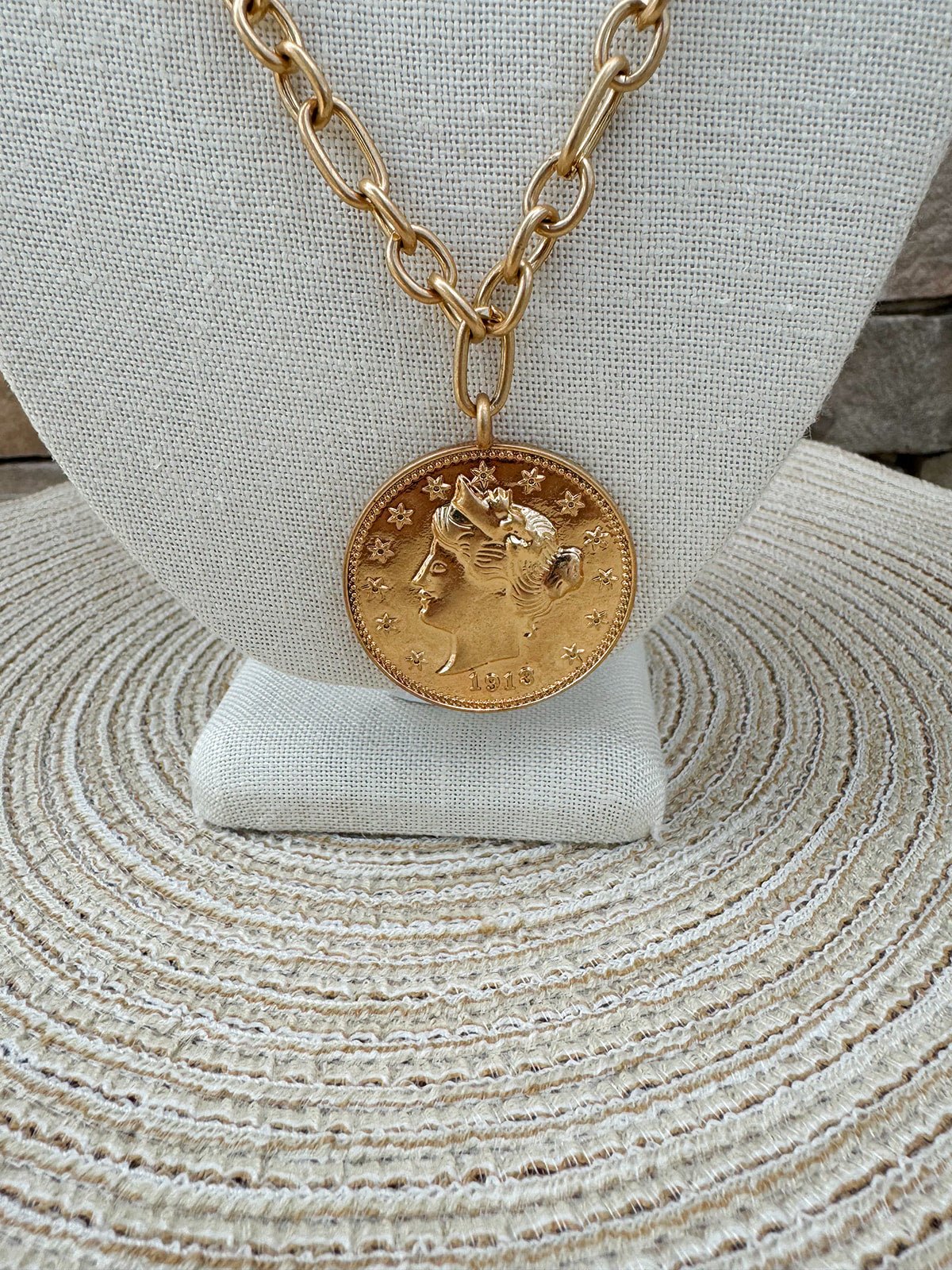 Liberty Head Coin Pendant Necklace - The Pink Pineapple 850