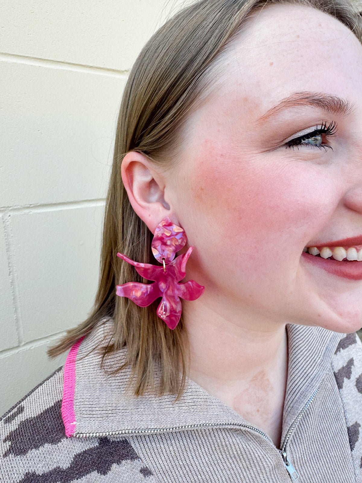 [LINNY CO] Flora Azalea Pink Earrings - The Pink Pineapple 850