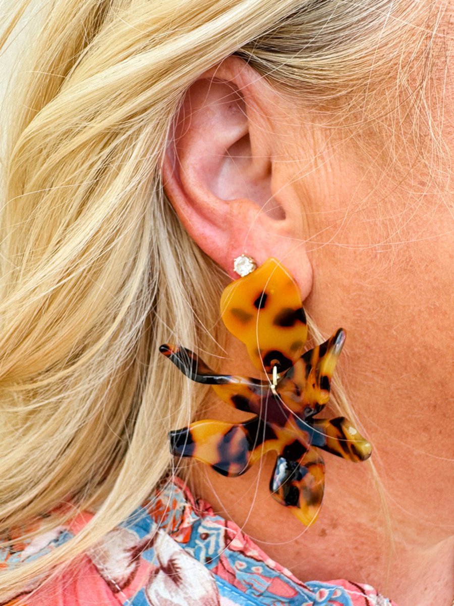 [LINNY CO] Flora Brown Tortoise Earrings - The Pink Pineapple 850