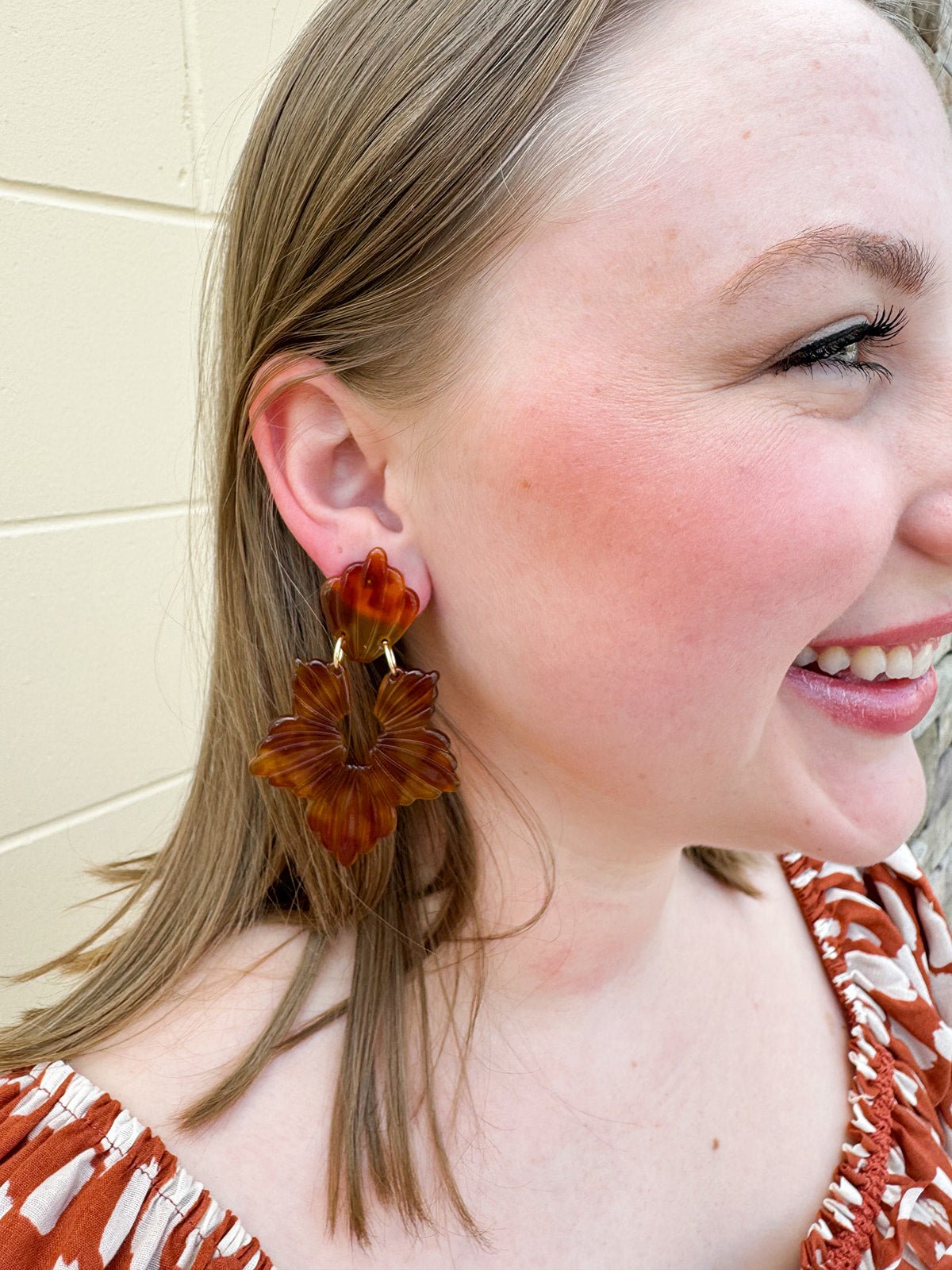 [LINNY CO] Michelle Caramel Earrings - The Pink Pineapple 850