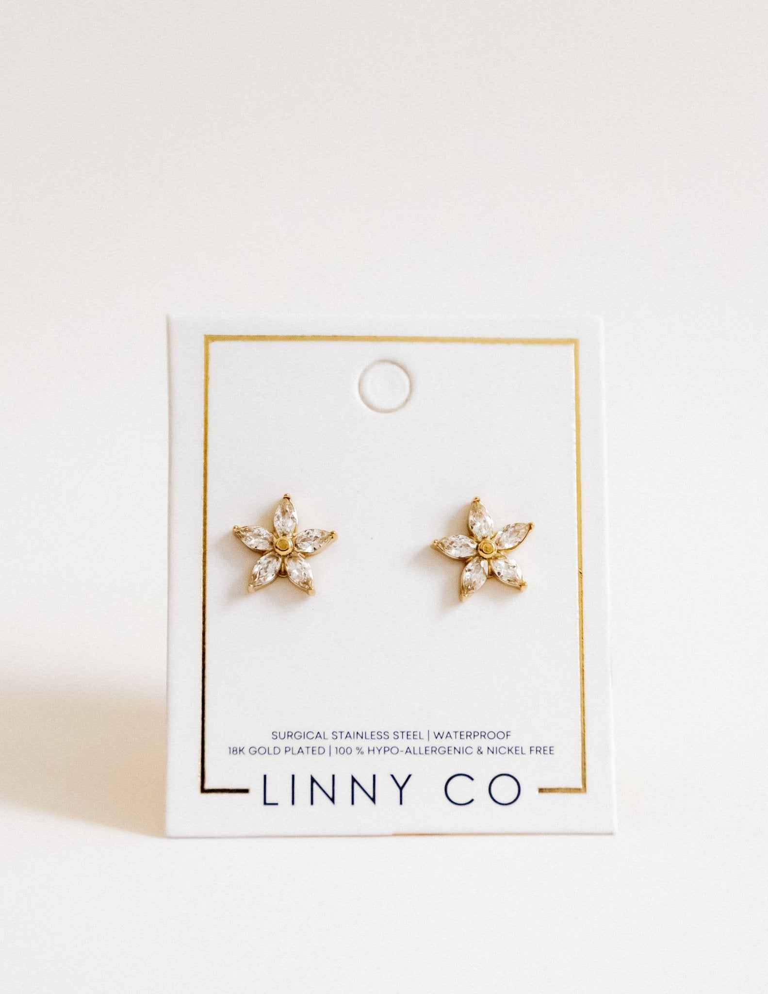 [Linny Co] Screwback Stud Earrings - Lily - The Pink Pineapple 850