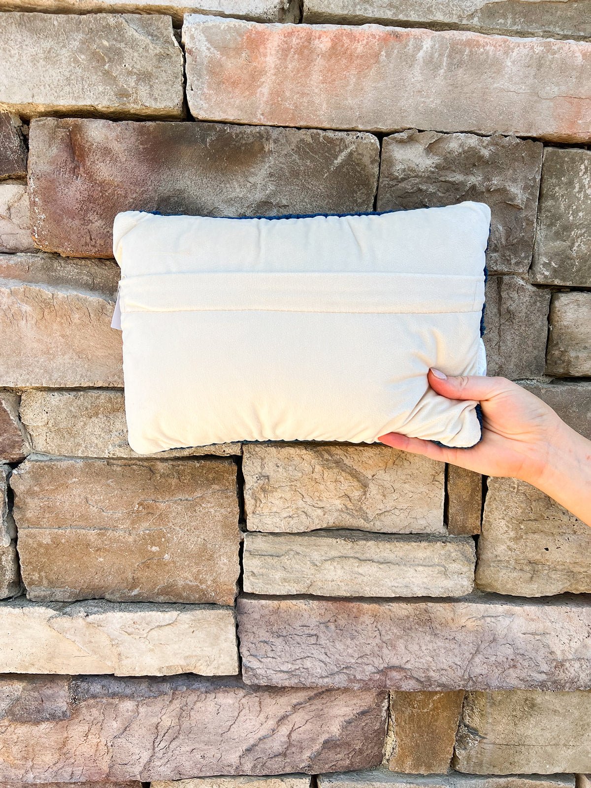 Lobster Hook Pillow - The Pink Pineapple 850