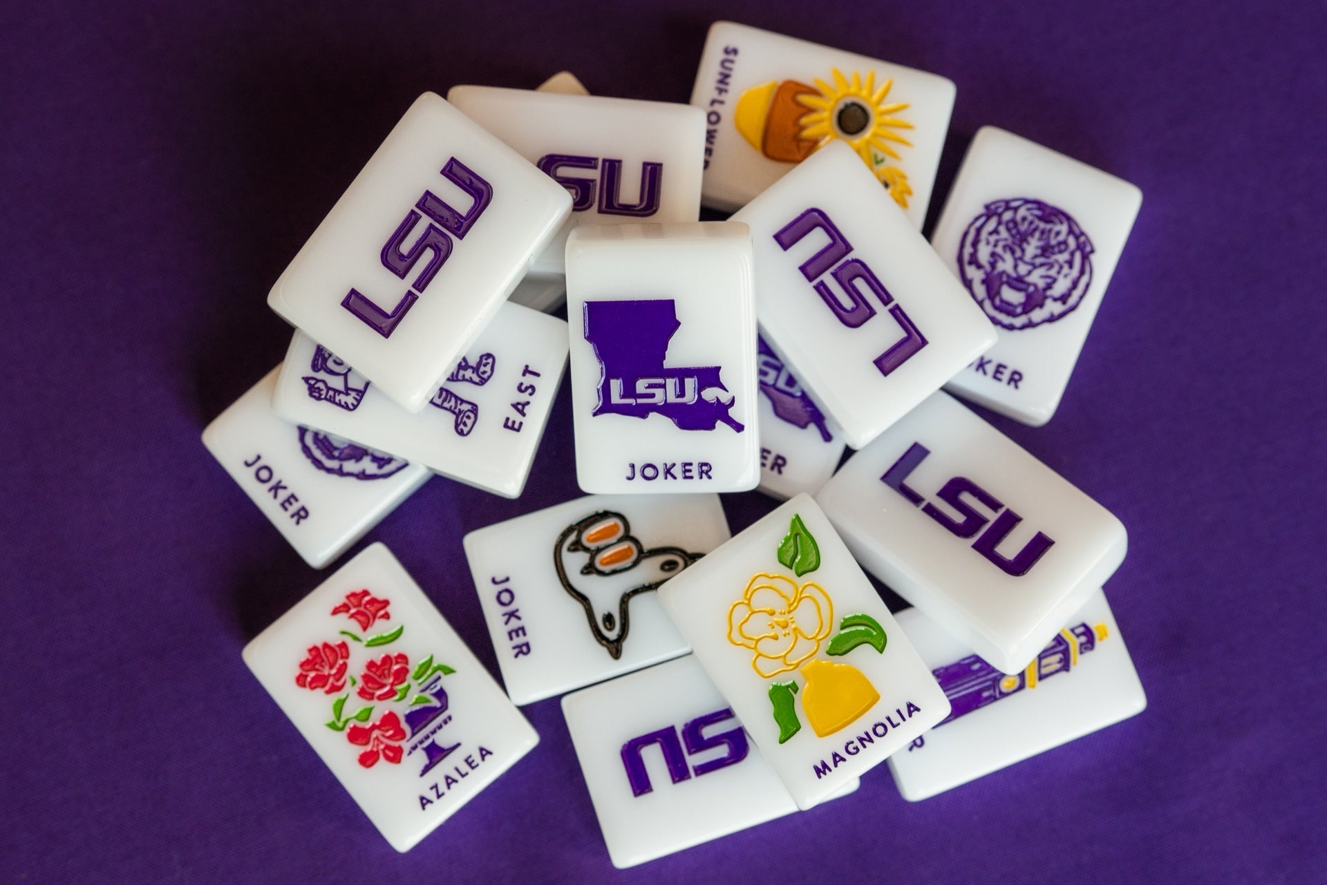 LSU® - Louisiana State University® Mahjong Tiles - The Pink Pineapple 850