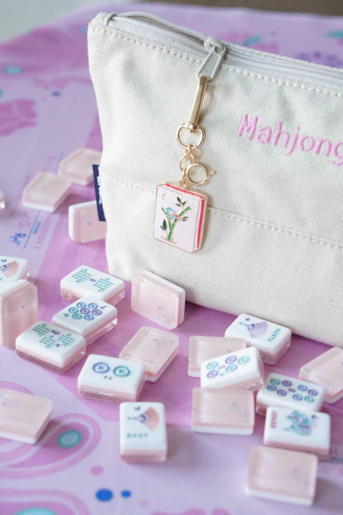 Lucky Bamboo Mahjong Charm Keychain - The Pink Pineapple 850