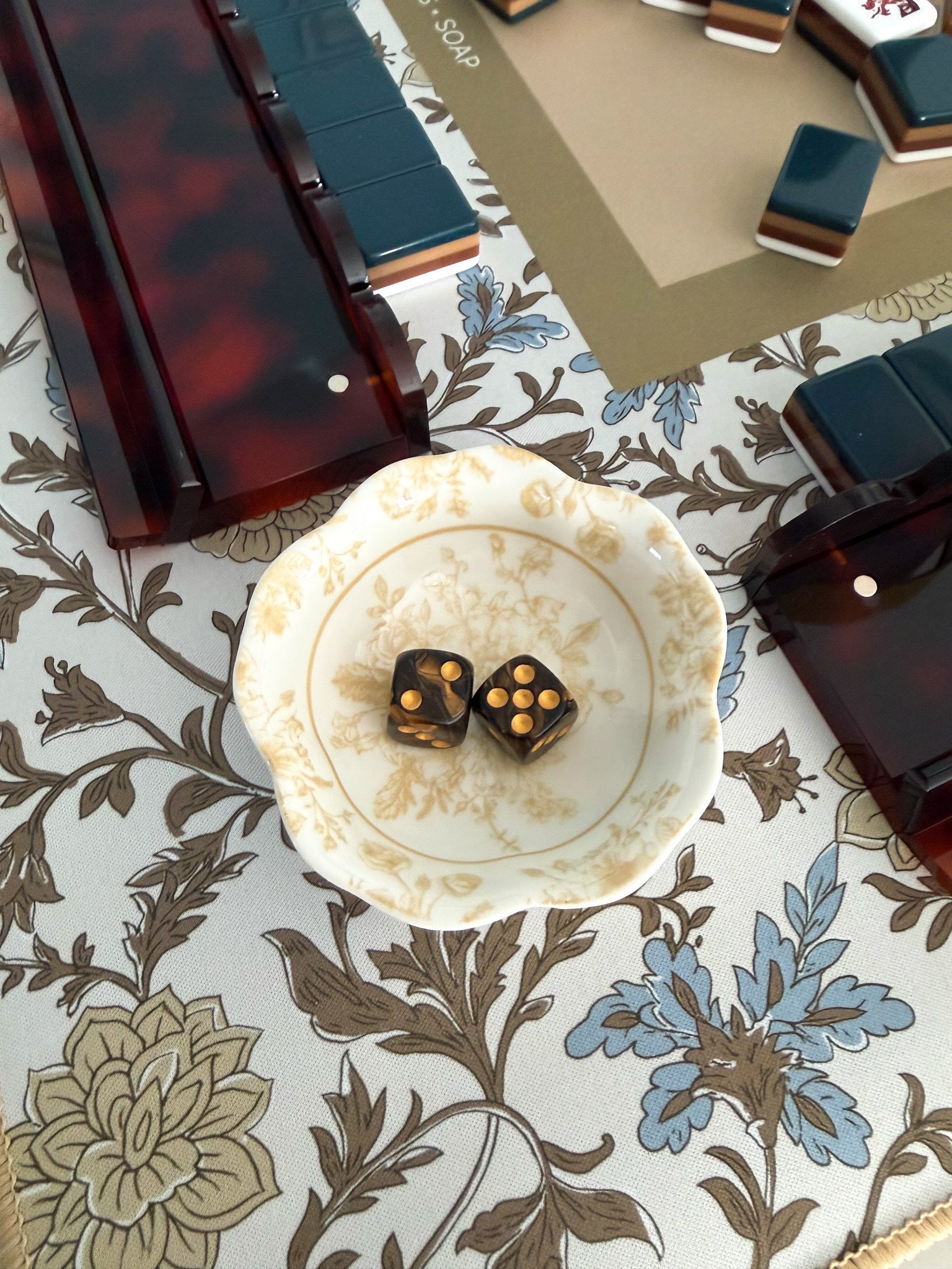 Lyla x Ivy Reverie Luxury Tablescape Bundle - The Pink Pineapple 850