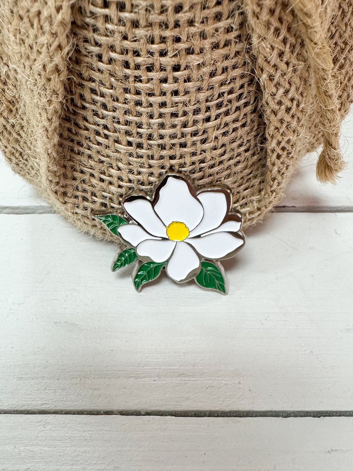 Magnolia Bloom Needle Minder - The Pink Pineapple 850