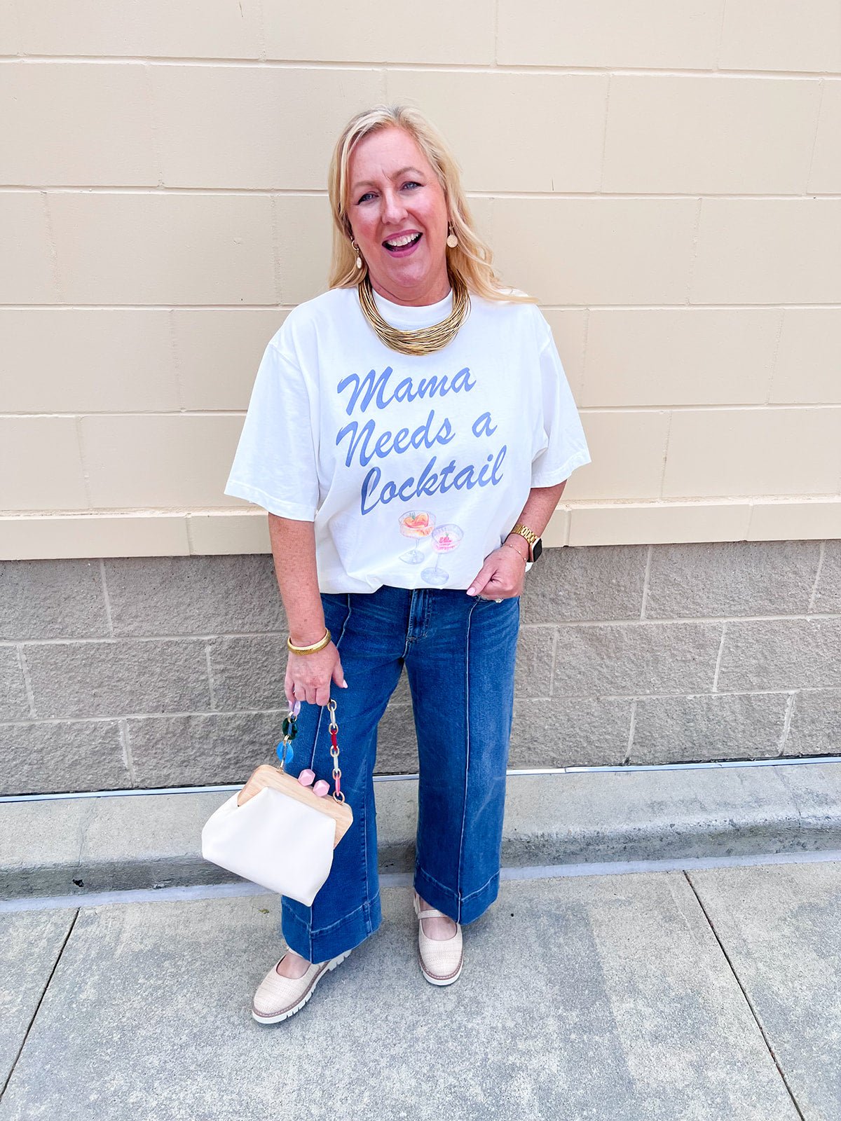 Mama Needs a Cocktail Graphic Tee - The Pink Pineapple 850