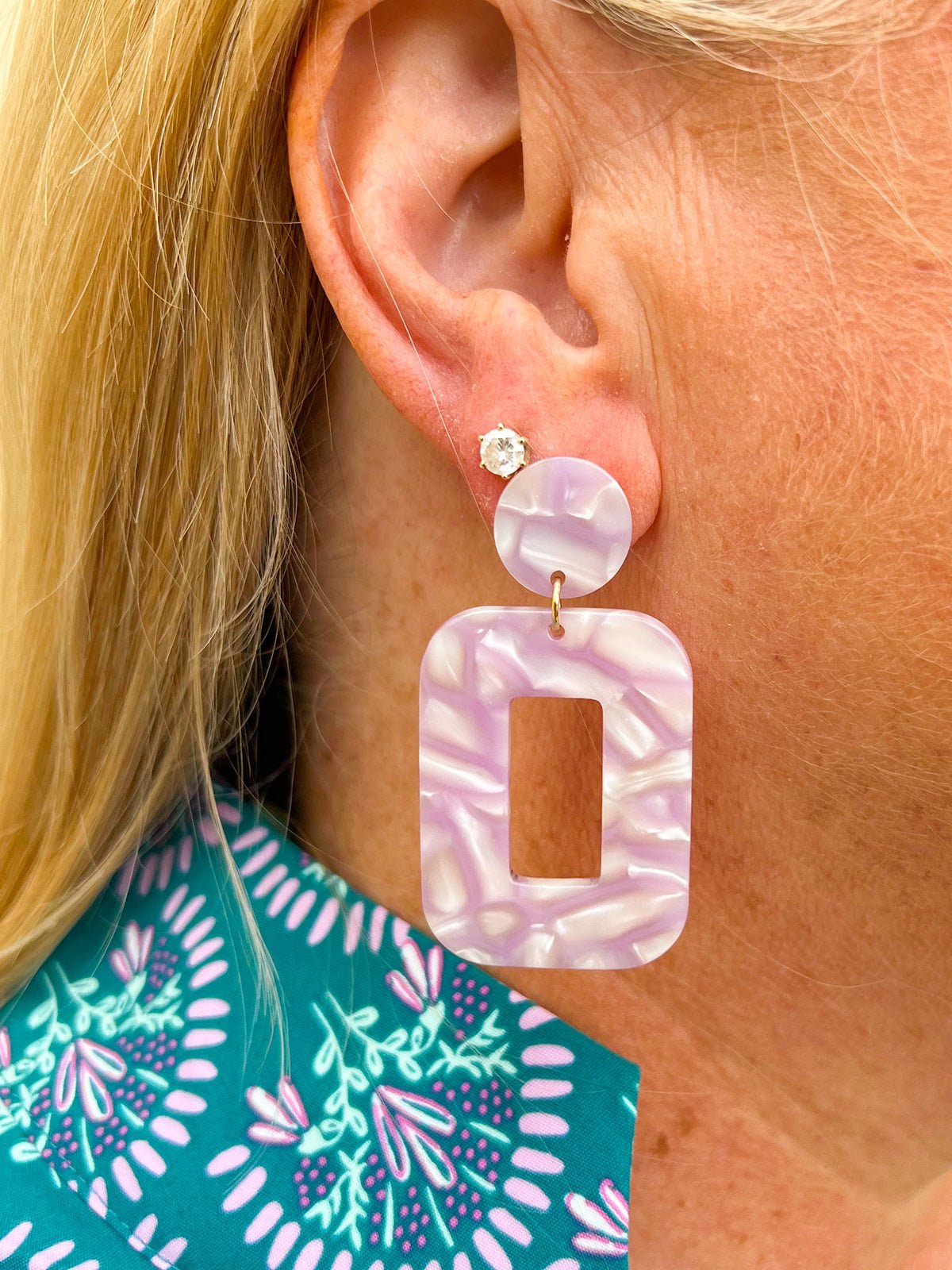 Margot Earrings in Bubblegum Pink - The Pink Pineapple 850