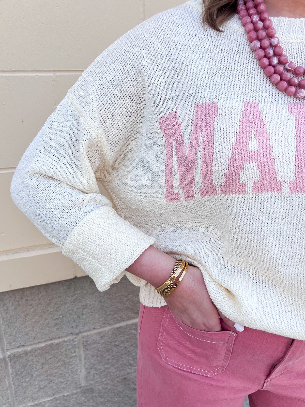 Margs Graphic Sweater - The Pink Pineapple 850