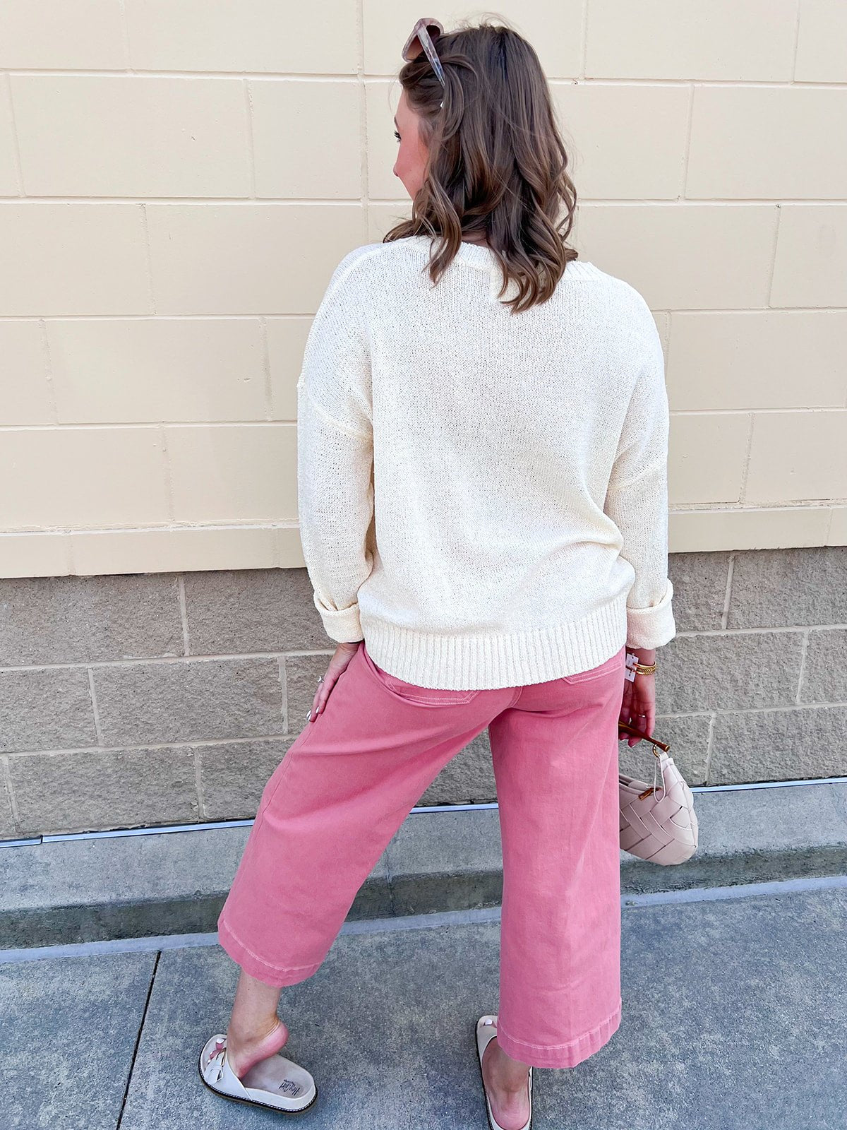 Margs Graphic Sweater - The Pink Pineapple 850