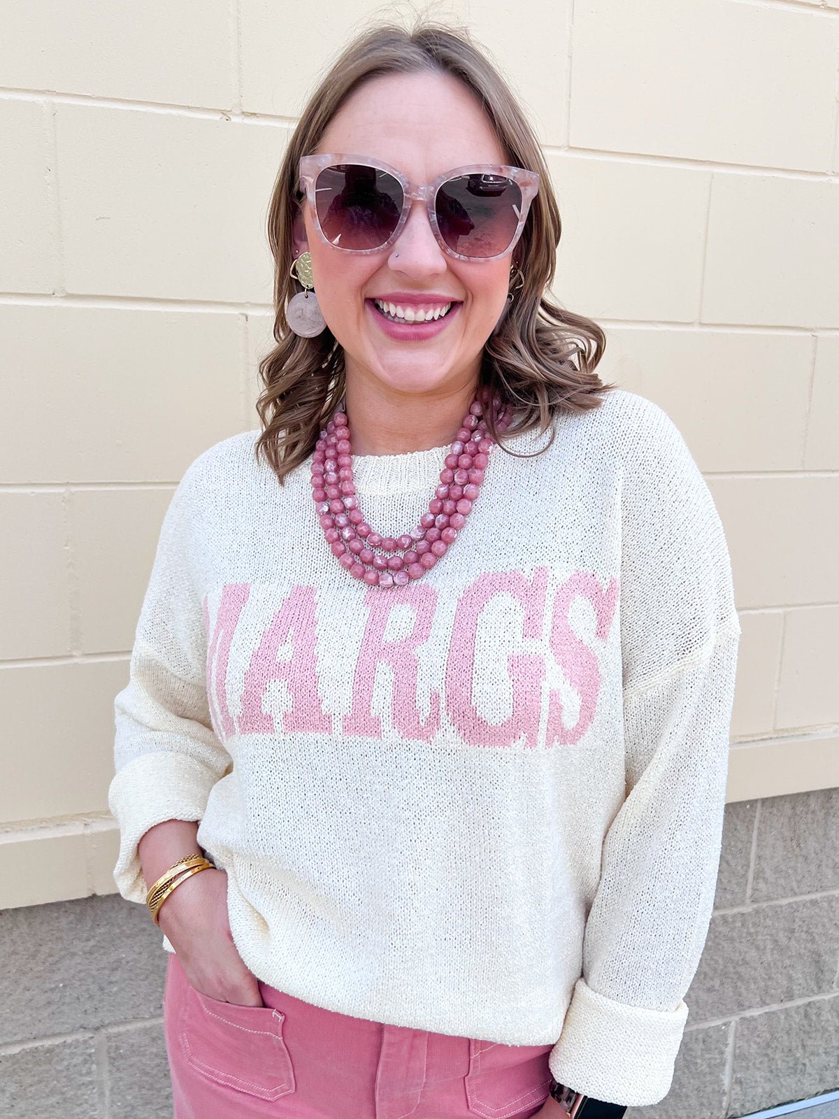 Margs Graphic Sweater - The Pink Pineapple 850