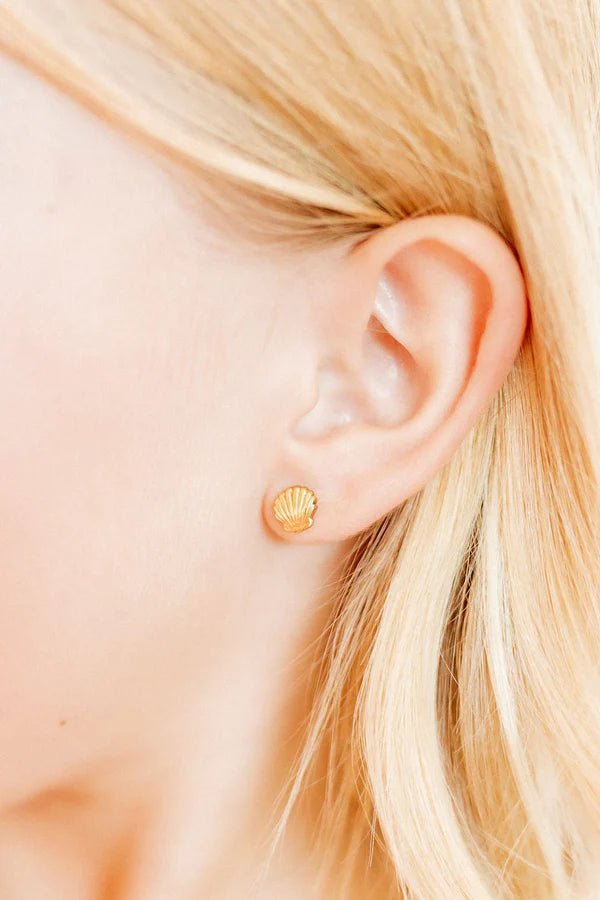 Marina Shell Stud Earring - The Pink Pineapple 850