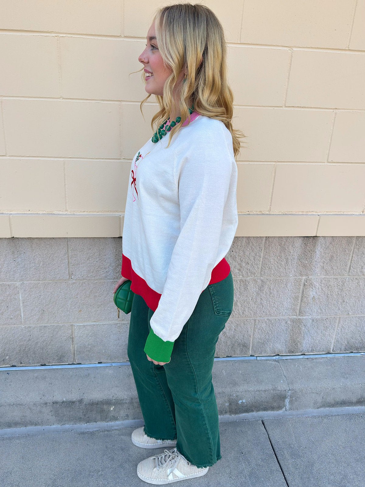 Martini Mistletoe Sweater - The Pink Pineapple 850