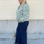 [Mary Square] Naomi Top in Painted Trillium Olive - The Pink Pineapple 850