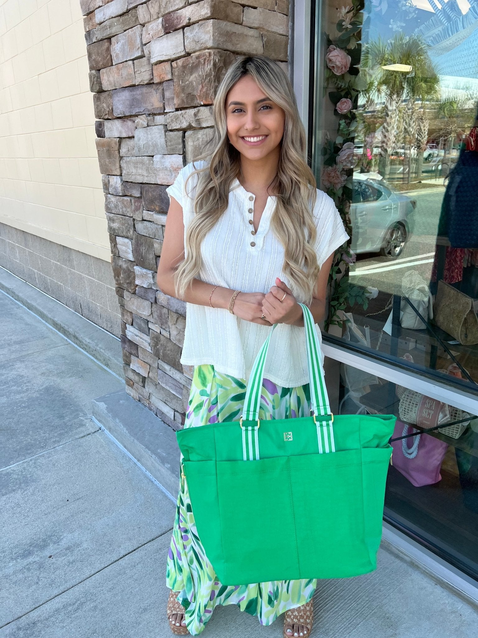 Mary Square On - The - Go Pine Bag - The Pink Pineapple 850