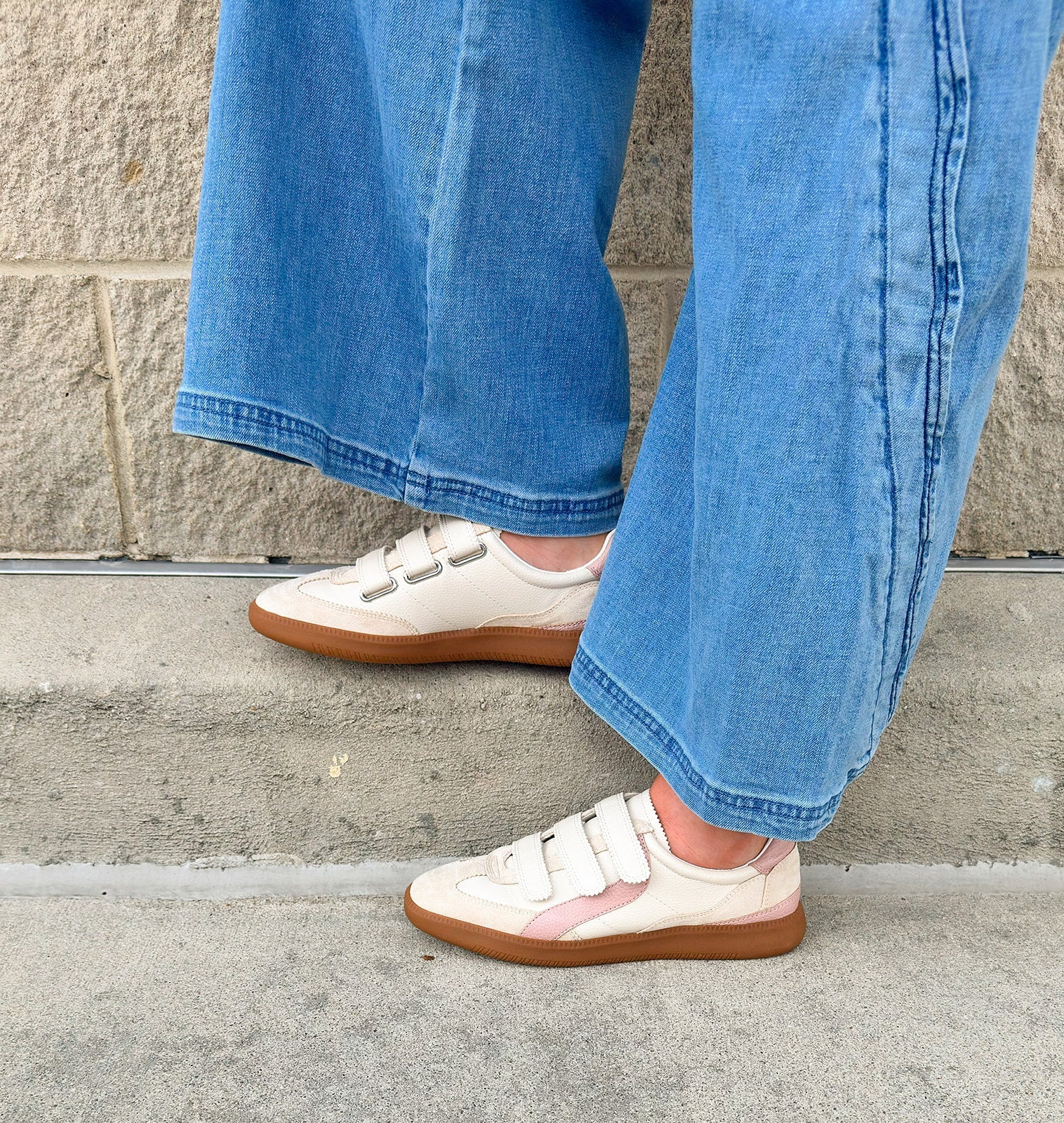 [Matisse] Pretty Please Triple Strap Sneaker - The Pink Pineapple 850