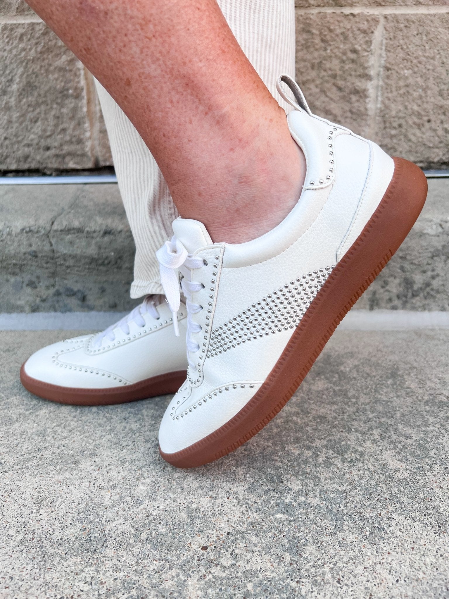 [Matisse] Wylder White Studded Sneakers - The Pink Pineapple 850