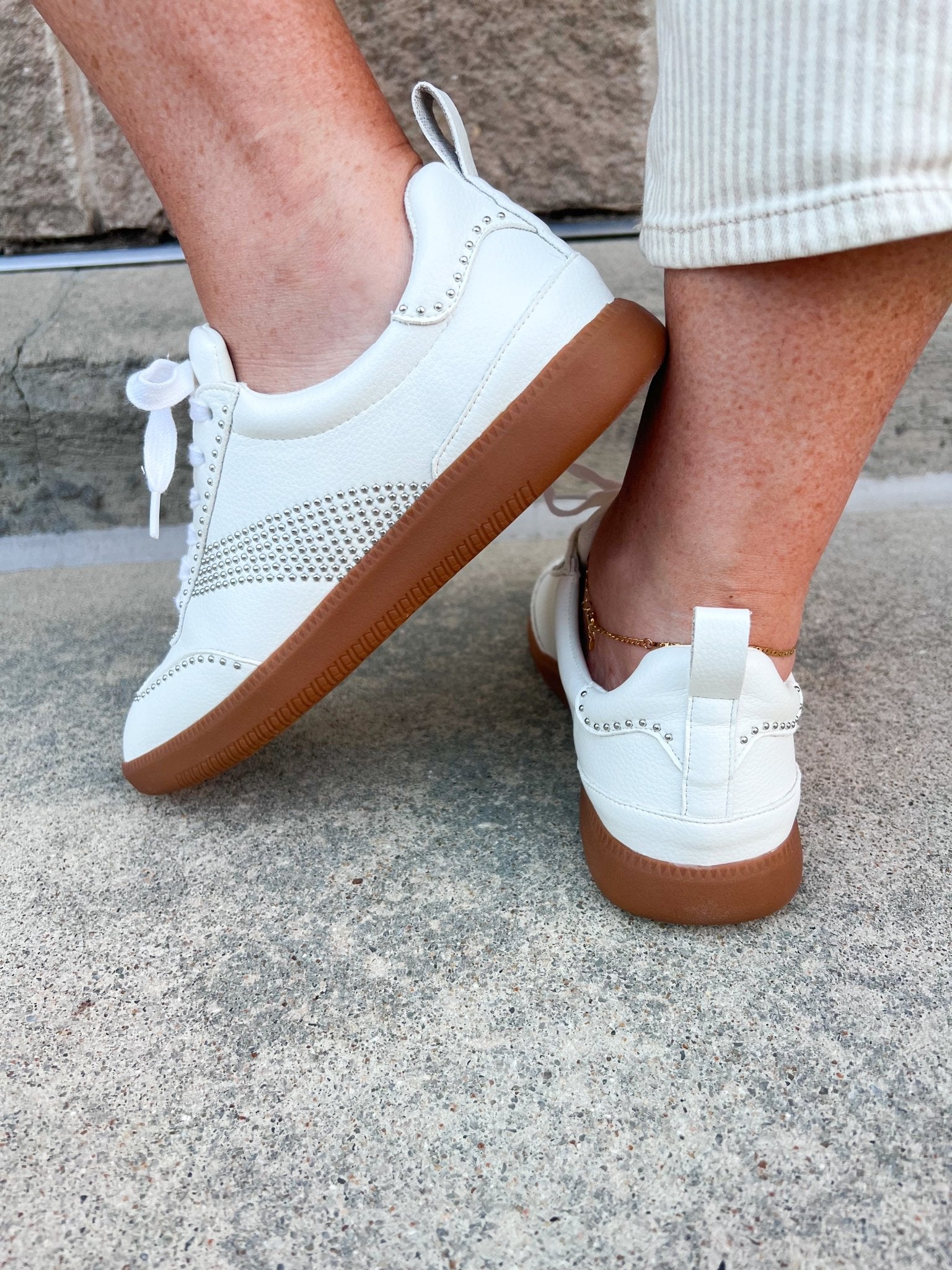 [Matisse] Wylder White Studded Sneakers - The Pink Pineapple 850