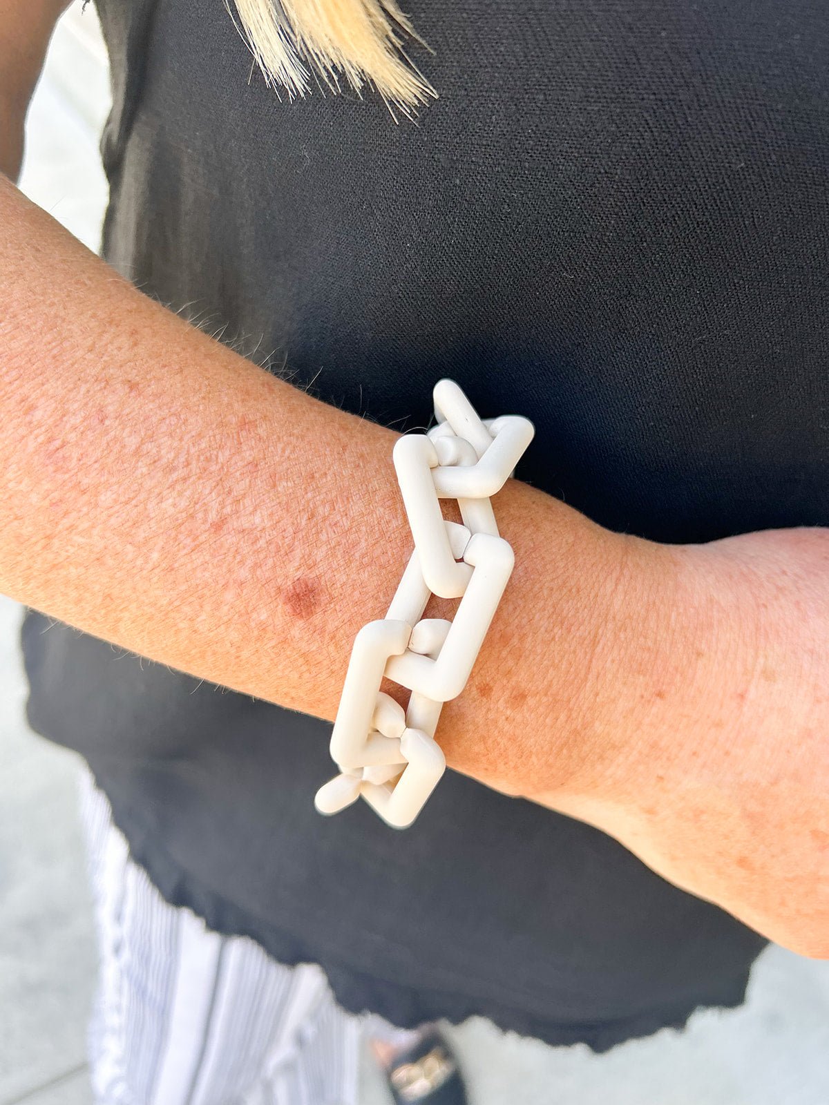 Matte Colorful Chain Bracelet - The Pink Pineapple 850