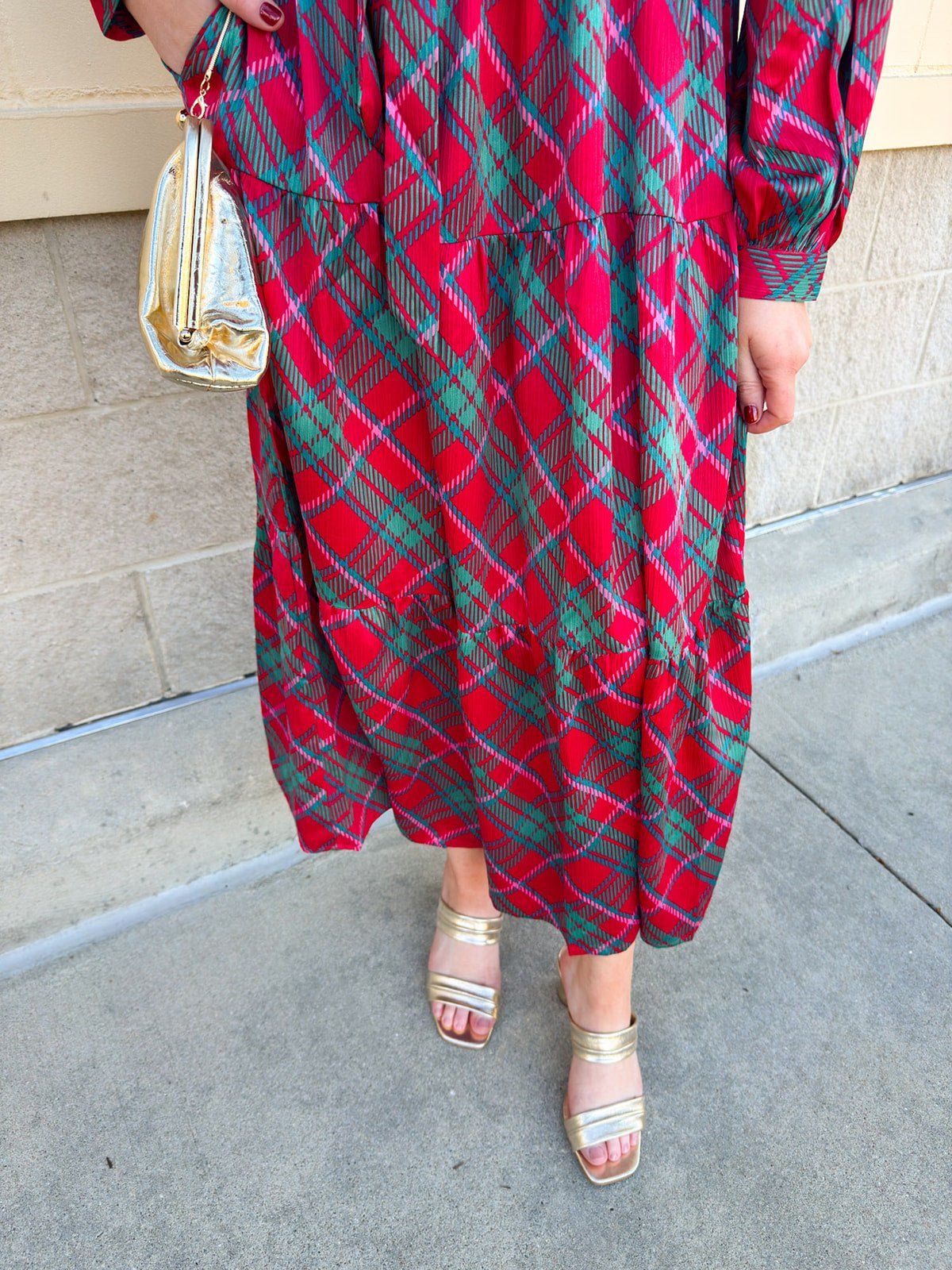 Merritt Plaid Tiered Midi Dress - The Pink Pineapple 850